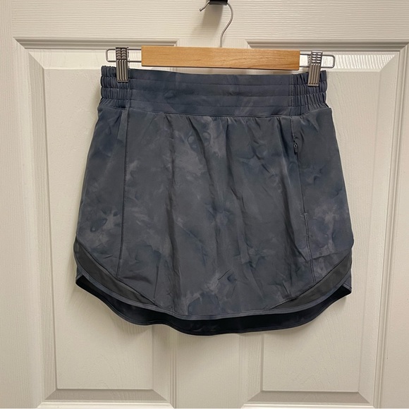 lululemon athletica Pants - Lululemon Grey Hotty Hot Skort